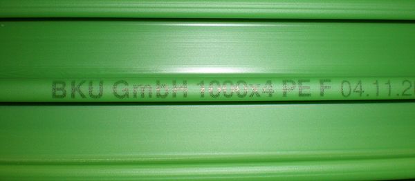 Plastic marking of extruded profile boards - close up - REA JET HR