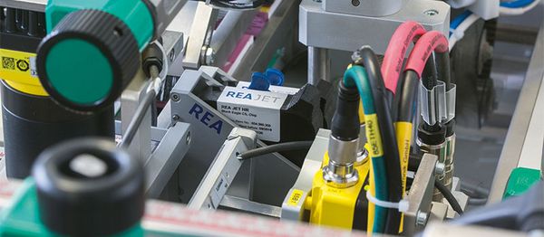 Serialization with certified inks for all coding and marking tasks - REA JET HR